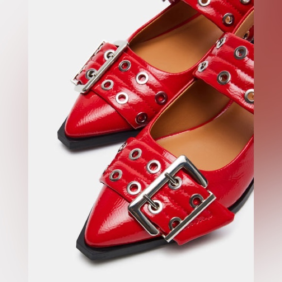 STEVE MADDEN Red & Silver Buckle Patent Leather Ganni Pointed Toe Flat Shoes 8 - Picture 3 of 16